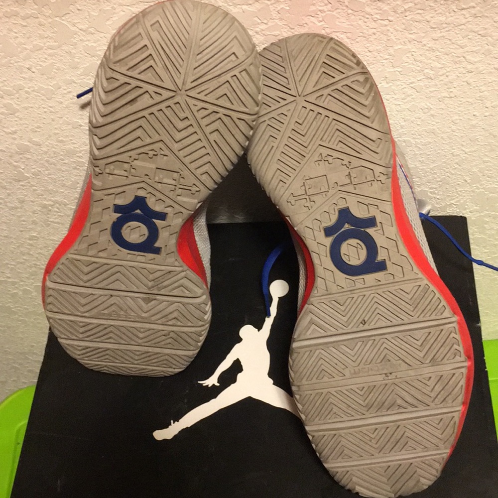 Nike - Picture 6 of 6